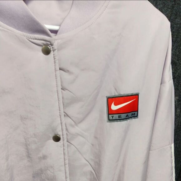 NIKE Sportswear Jacket Women's Size L Purple Lilac Team Bomber Varsity NWOT/NWT - Picture 5 of 8